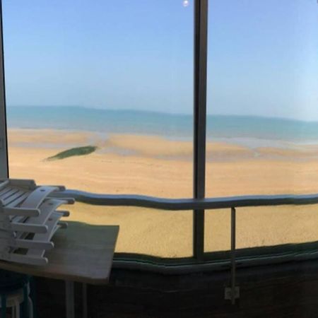 Appartement T2 Avec Vue Sur Mer Directe ! Courseulles-sur-Mer Eksteriør billede